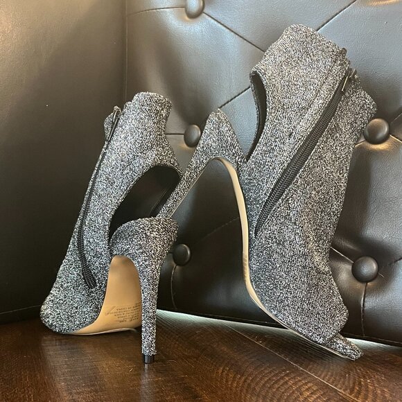 Steve Madden Shoes - New w/o Steve Madden Rakel Booties size 7.5